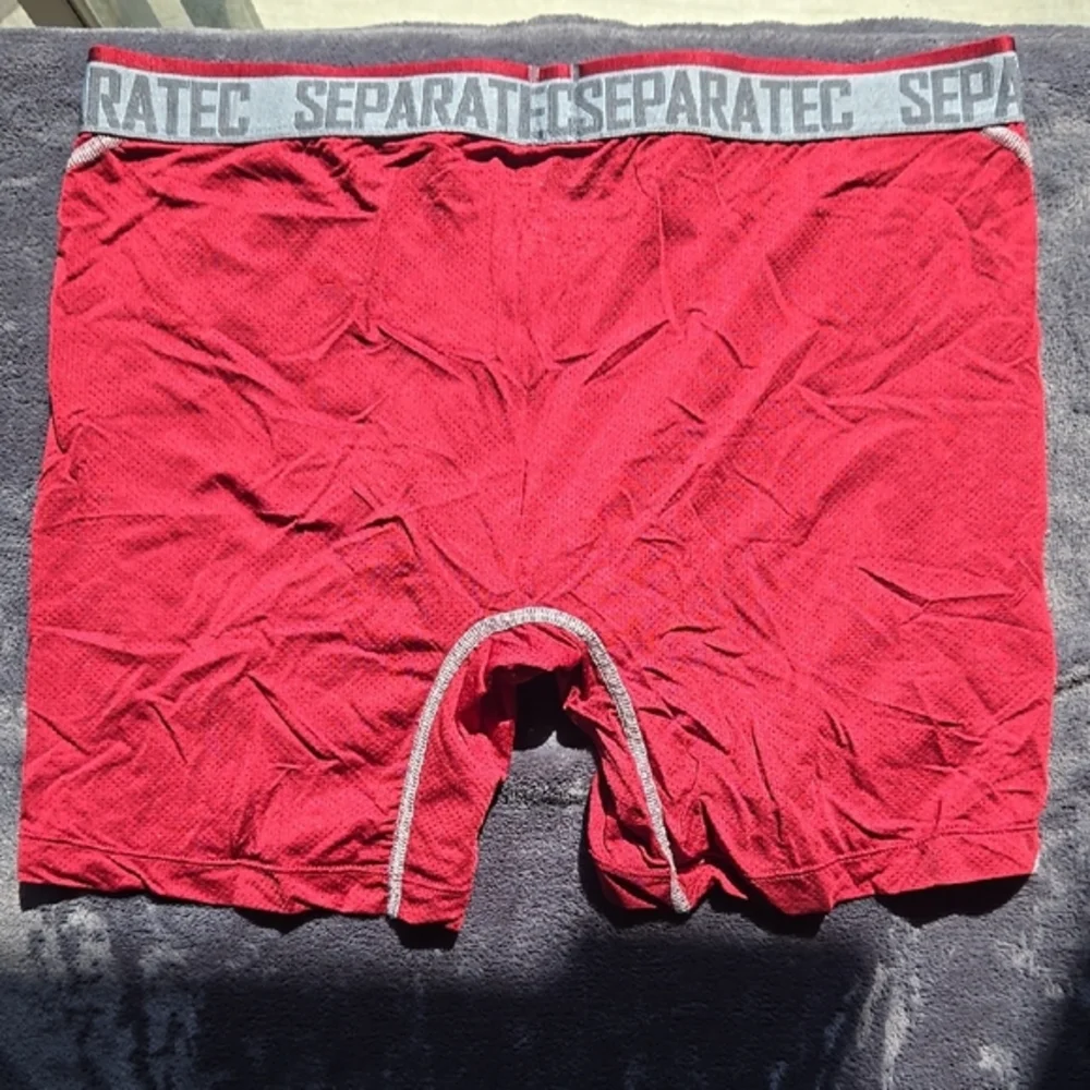 Vibrant Red Boxer Briefs with Elastic Waistband and Contrast Seams - Picture 3 of 3